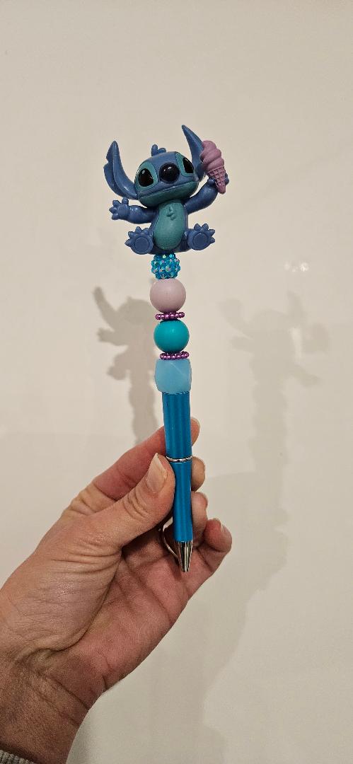 Stitch beaded Pen